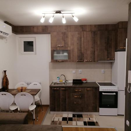 Apartman Ana Nis Ngoại thất bức ảnh