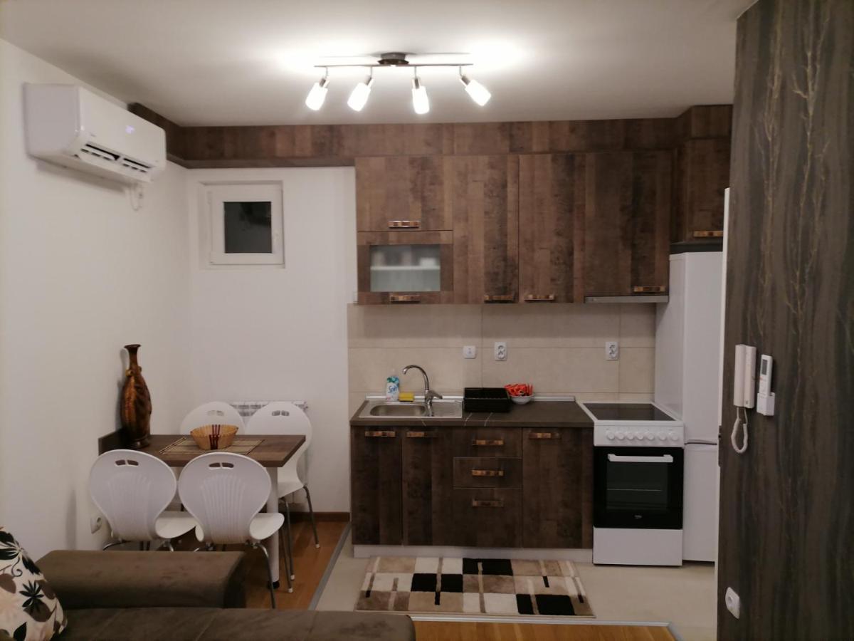 Apartman Ana Nis Ngoại thất bức ảnh