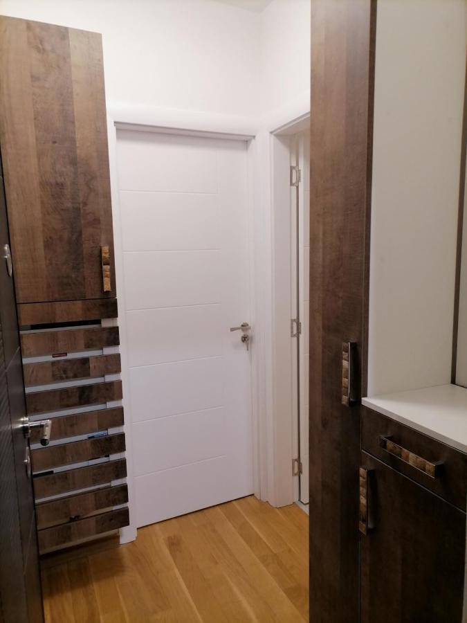 Apartman Ana Nis Ngoại thất bức ảnh